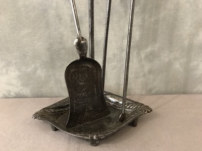 Serviteur de cheminée ancien en fer et fonte d'époque 19 ème 