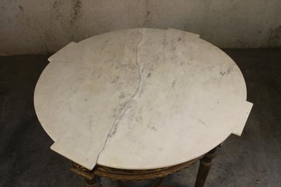 Table guéridon en bois sculpté doré de style Louis XVI époque 19ème