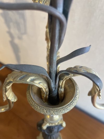 Coppia di candelabri del periodo Direttorio con 2 patine