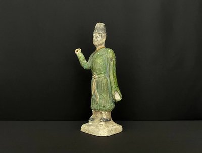 Glazed terracotta statuette – Ming style, China, 19th century