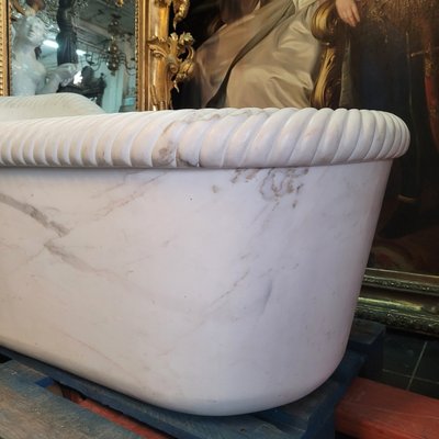 Marble bathtub, early/mid 19th century