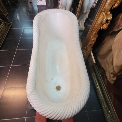 Marble bathtub, early/mid 19th century