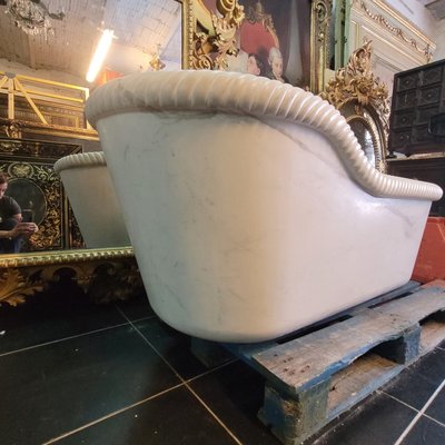 Marble bathtub, early/mid 19th century