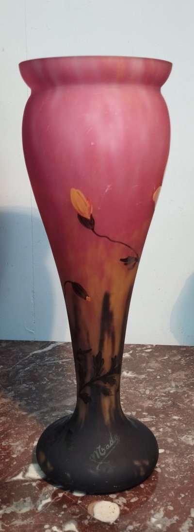 Vaso in vetro MADO con decorazione smaltata XX