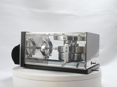 Atmos wall clock by Jean Léon Reutter