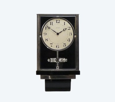 Atmos wall clock by Jean Léon Reutter