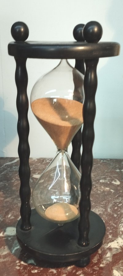 Sablier en verre et bois noirci  XIX