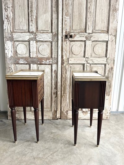 Pair of Louis XVI mahogany bedside tables, 20th century
