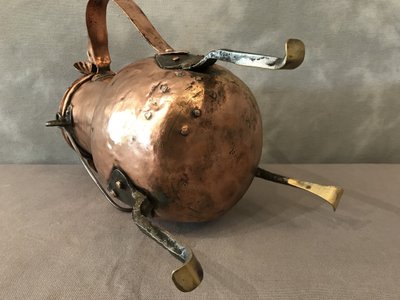 Bellissimo e grande coquemar in rame del XVIII secolo