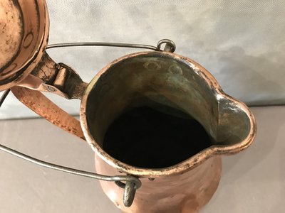 Bellissimo e grande coquemar in rame del XVIII secolo