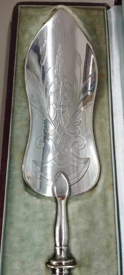 AM. TALLOIS Silver Cake Server