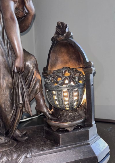 CAUSSÉ Julien (1869-1909) Woman at the fountain Large Art Nouveau night light Spelter Signed