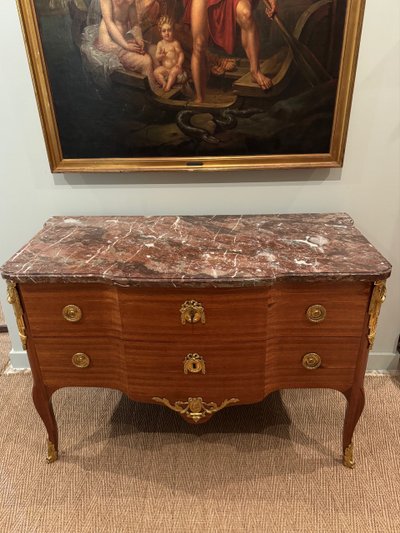 Magnifique commode en satiné estampillée d'époque Transition