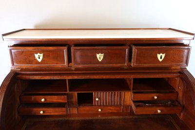 Bureau cylindre style Louis XVI en acajou XIXème siècle