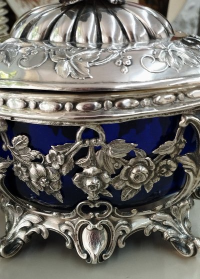 Oval sugar bowl in openwork silver Minerva XIX