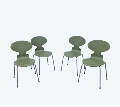 Série de 4 chaises "Fourmi" modèle 3107 par Arne Jacobsen pour Fritz Hansen, Danemark 