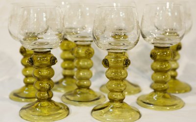 Set of 7 liqueur glasses