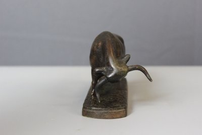 Toro in bronzo di Blaize intorno al 1900