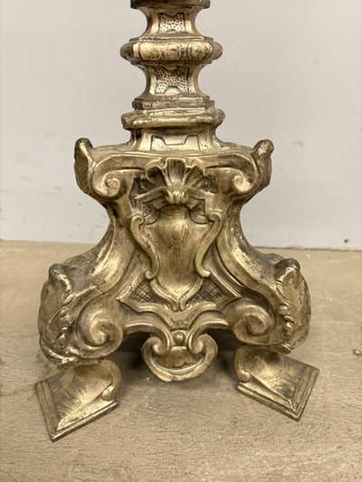Splendid 18th century candlestick, in silver-plated metal 97x25.