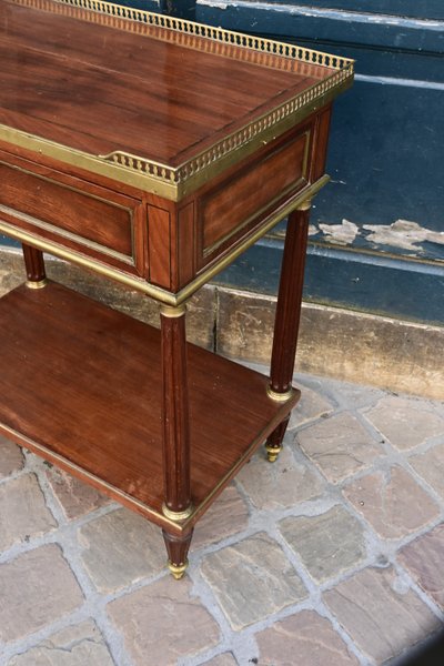 Table de salon d époque Louis XVI 
