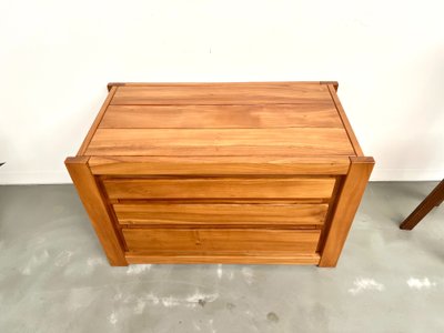 Cassettiera in olmo massello, Maison Regain, circa 1970