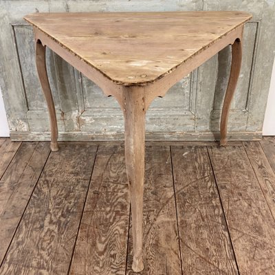 18th century gaming table known as "three of a kind"