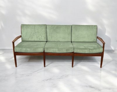 Scandinavian Three-Seater Teak Bench By Svend Aage Eriksen For Glostrup 1960