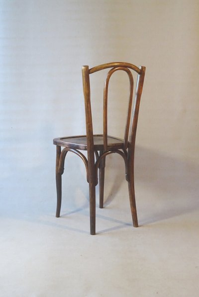 2 bistro chairs No. 56, wooden seat, No. Thonet - 1920 -