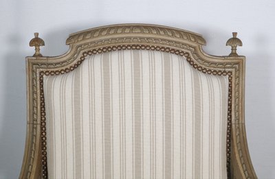 Coppia di poltrone da regina in stile Luigi XVI, fine XIX secolo