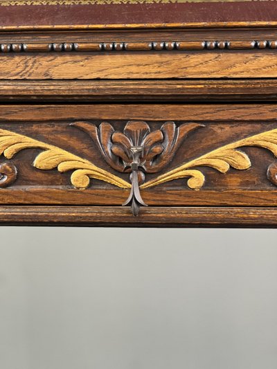 Sekretär aus geschnitztem und polychromem Holz im Neorenaissance-Stil, 19. Jahrhundert