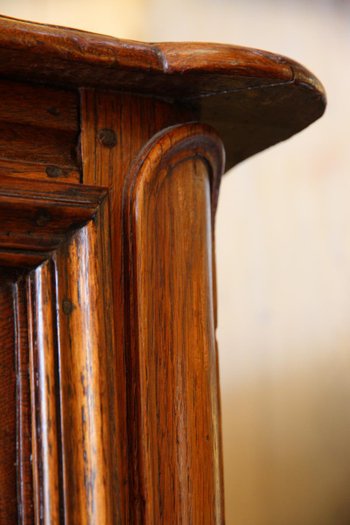 Cassettone in rovere Luigi XIV del XVII secolo