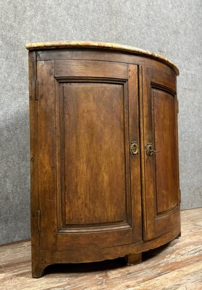 encoignure de boiserie en bois massif époque Louis XIV 