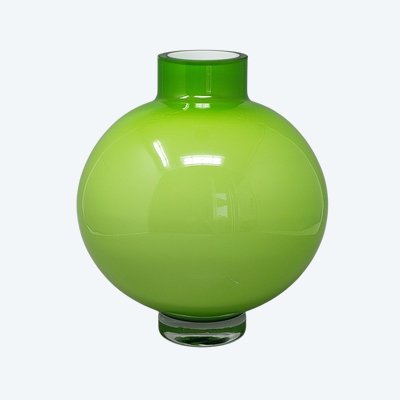 Magnifique vase vert des années 1970 par Ind. Vetraria Valdarnese. Fabriqué en Italie.