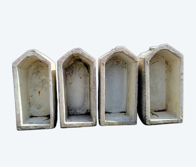 Set Of 4 Art Deco Style Planters In Reconstituted Stone