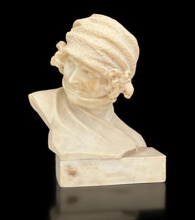 ALABASTER SCULPTURE FROM THE 1930S REPRESENTING A PORTRAIT OF A WOMAN WITH A HAT