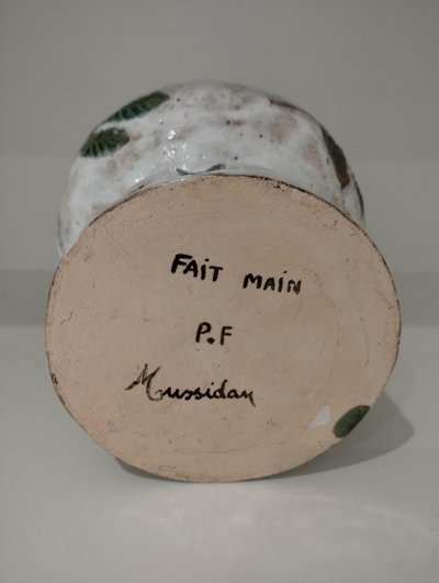 Ceramic lamp base with its sacrificed decoration