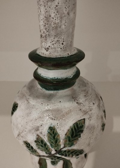 Ceramic lamp base with its sacrificed decoration