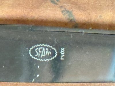 12 knives