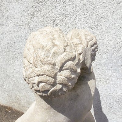 André Deluol, Uomo in piedi, scultura in pietra, XX secolo
