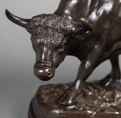 Scultura - Toro in piedi di Louis Vidal (1831-1892) - Bronzo