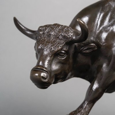 Scultura - Toro in piedi di Louis Vidal (1831-1892) - Bronzo