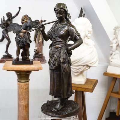 Sculpture - La Glaneuse , Eugène - Antoine François Aizelin (1821-1902) - Bronze