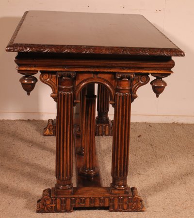 table d'époque renaissance en noyer- 16° siècle
