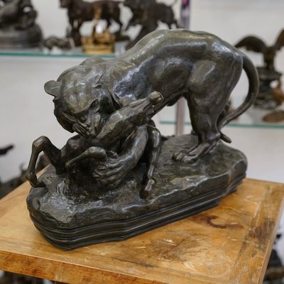 Gruppo in bronzo "Tigre che sorprende un'antilope", Antoine-Louis Barye (1795 - 1875)