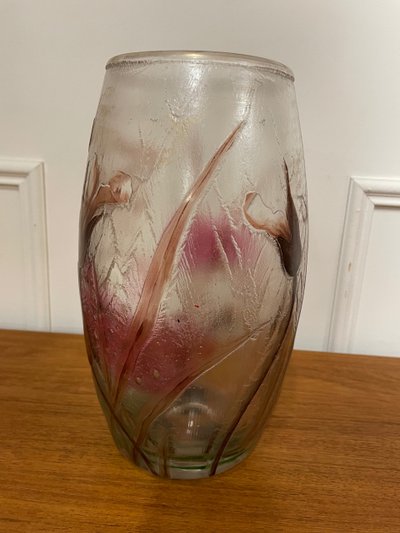 Vaso in vetro satinato Art Nouveau con decorazione a iris, periodo Art Nouveau