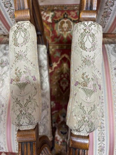 Pair of Louis XVI style queen's style armchairs