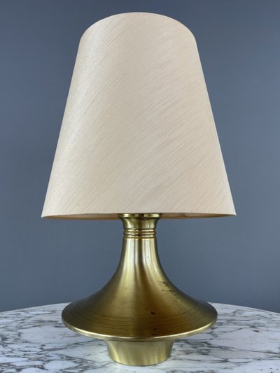 Coppia di lampade in ottone, design modernista, XX secolo