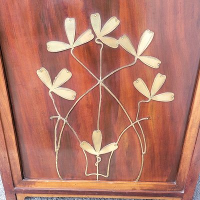 Scrivania Art Nouveau in legno con decori in ottone, fine XIX e inizio XX secolo