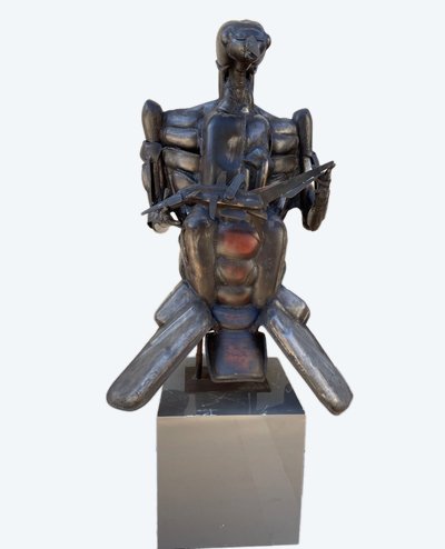 Grande statua di Robert Leris 1981