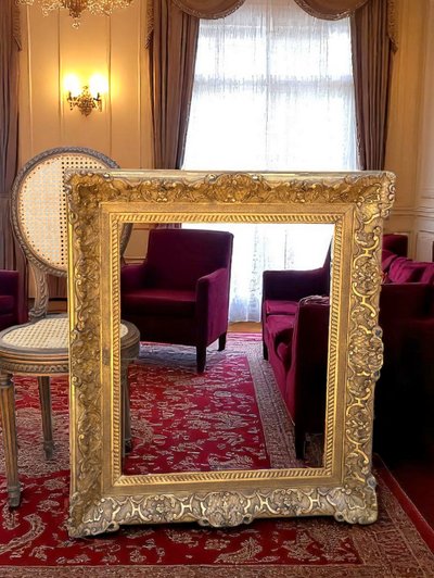 CADRE DU XIXe EN BOIS ET STUC DORÉ ESTAMPILLÉ POUR PEINTURE 67 CM X 56 CM